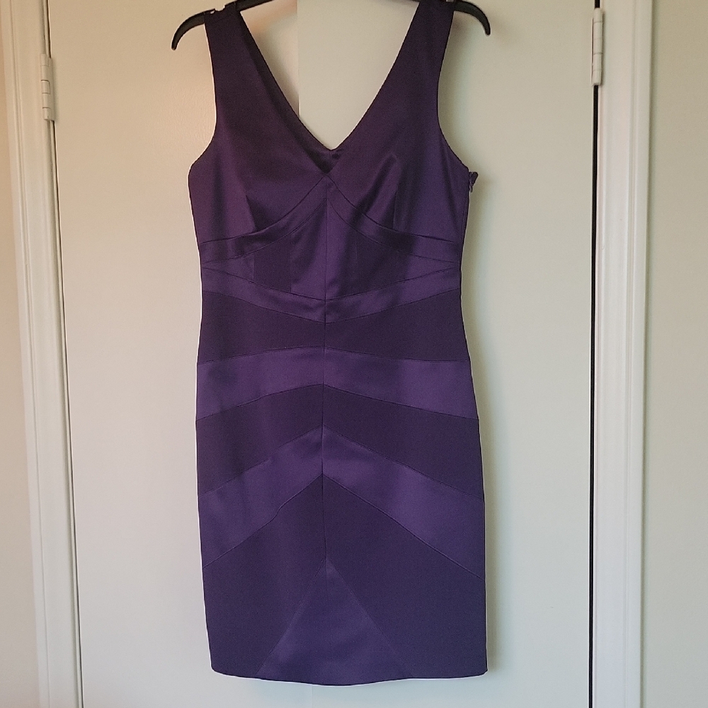 Laundry By Shelli Segal Purple V-Neck Mini Dress